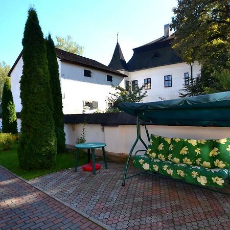 Apartman Pri Zamocku Bešeňová Exterior foto