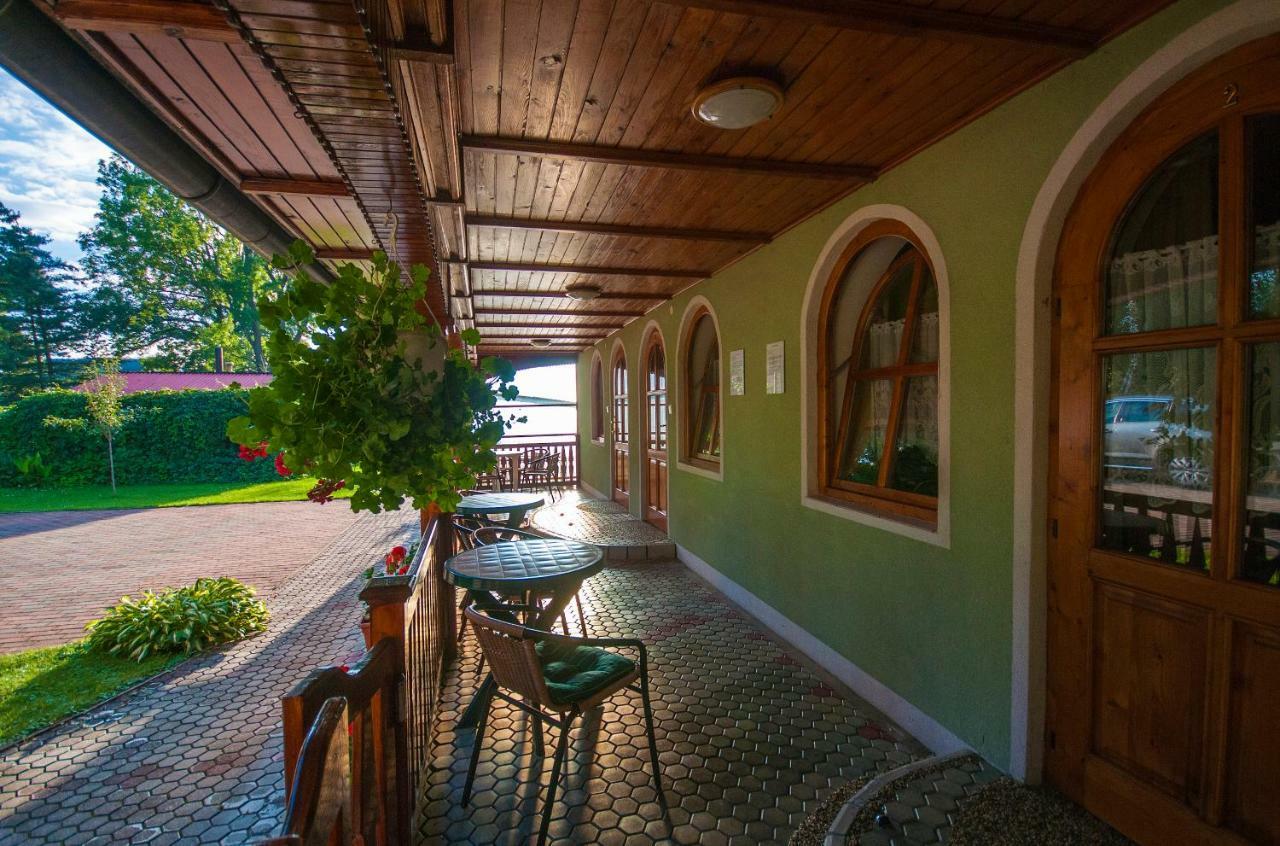 Apartman Pri Zamocku Bešeňová Exterior foto